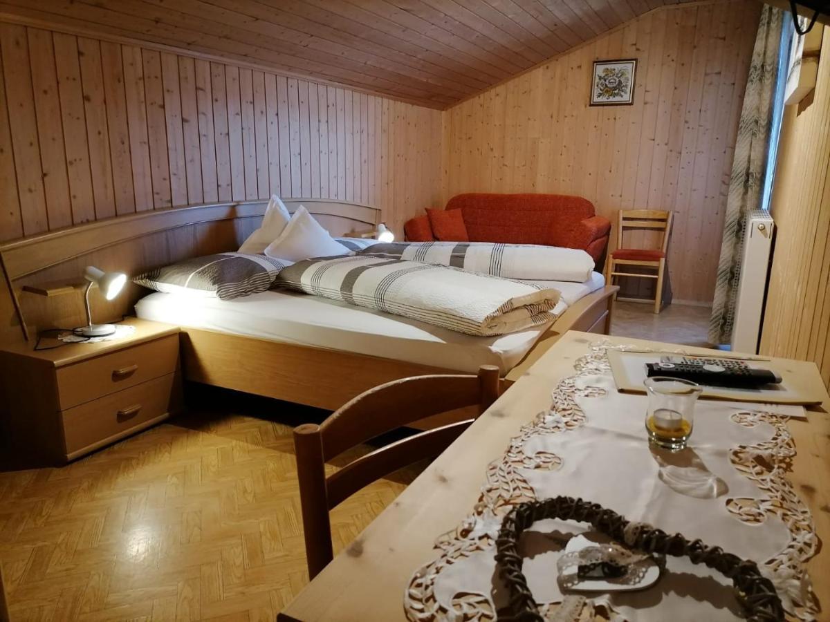Gasthaus Oberkirn Scena Kültér fotó