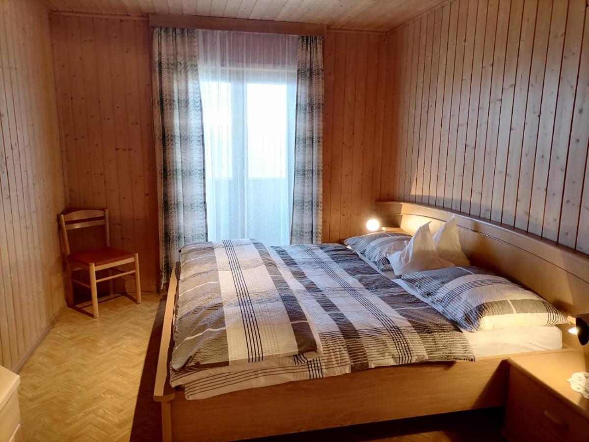 Gasthaus Oberkirn Scena Kültér fotó