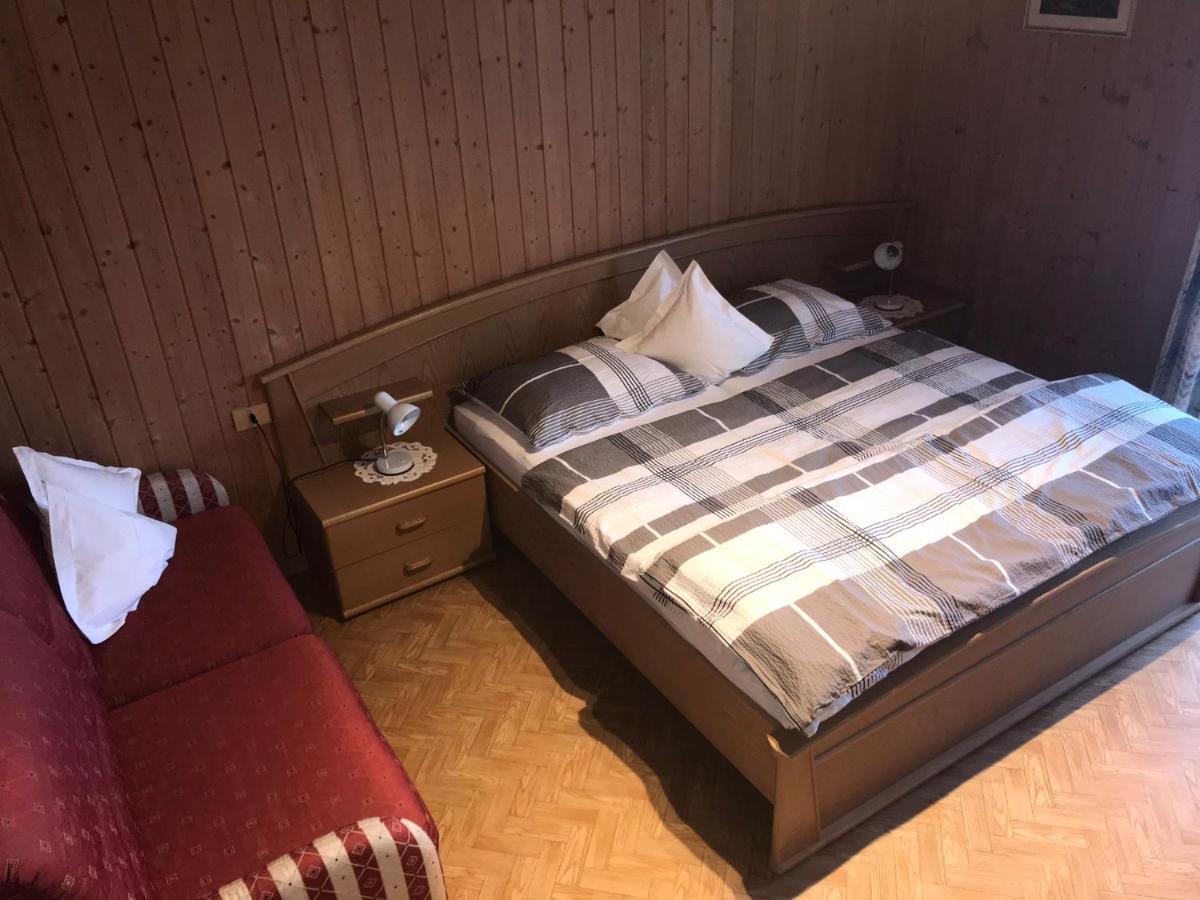 Gasthaus Oberkirn Scena Kültér fotó